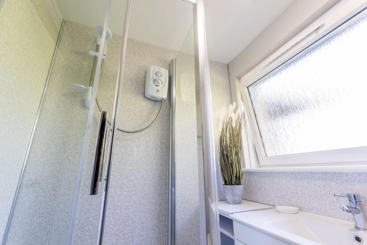 Stunning City Centre 1 Bed With Free Parking 格拉斯哥 外观 照片